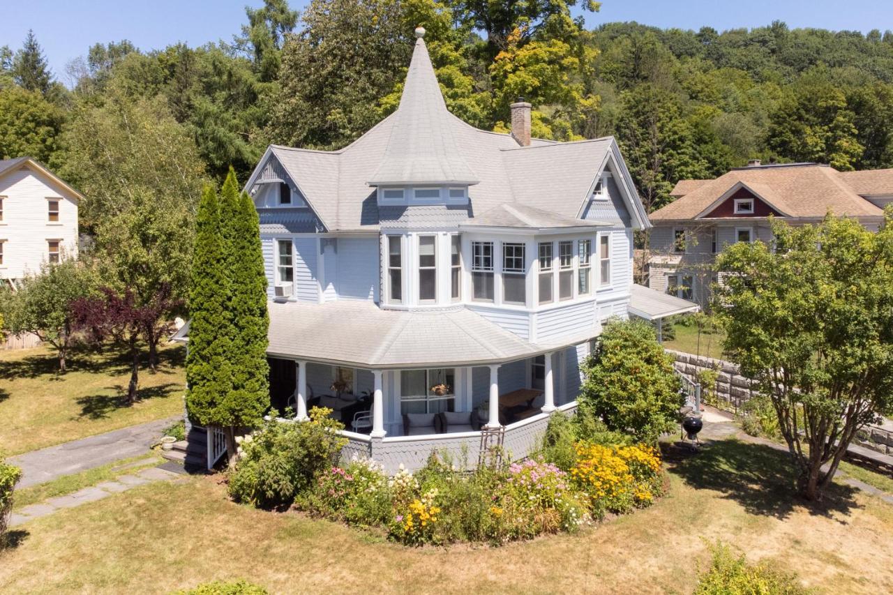 Streamside Victorian Villa Margaretville Екстериор снимка