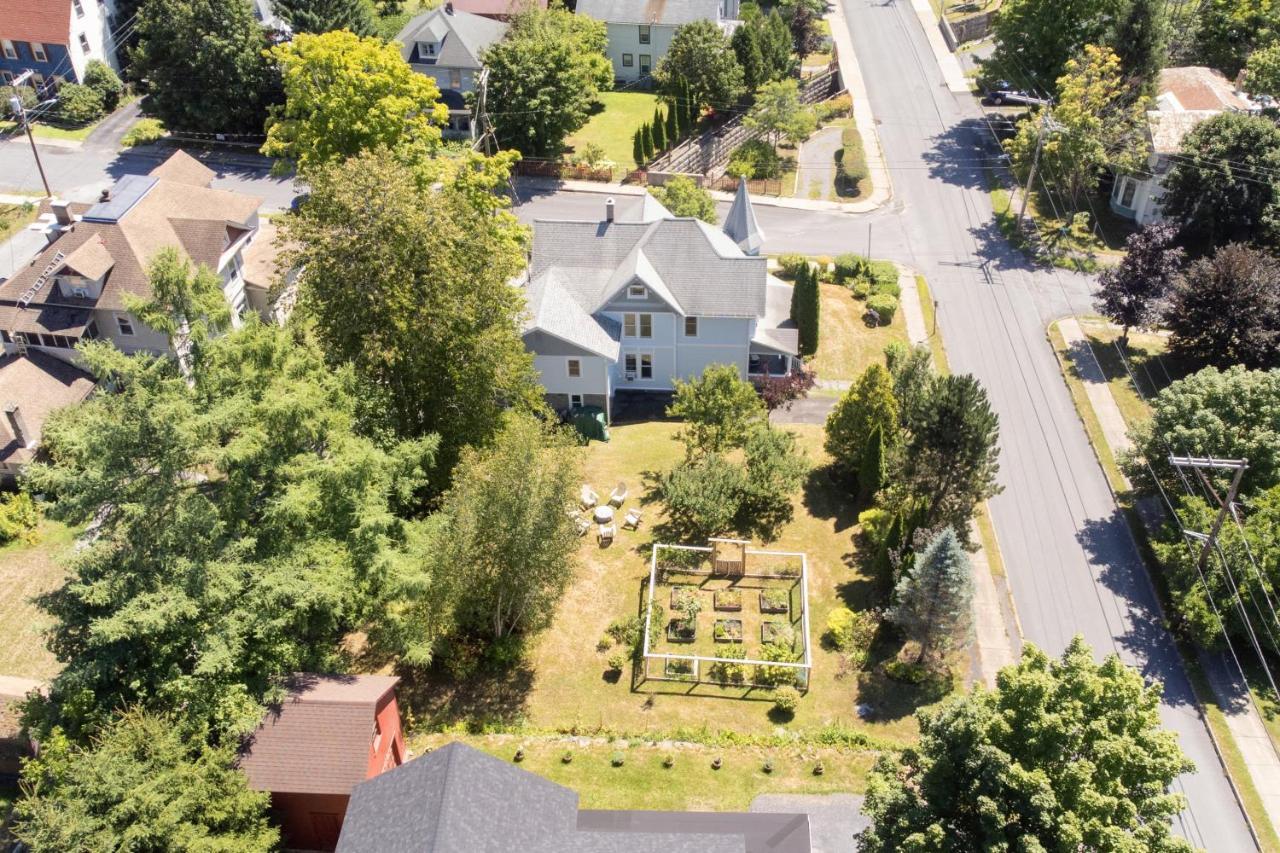Streamside Victorian Villa Margaretville Екстериор снимка
